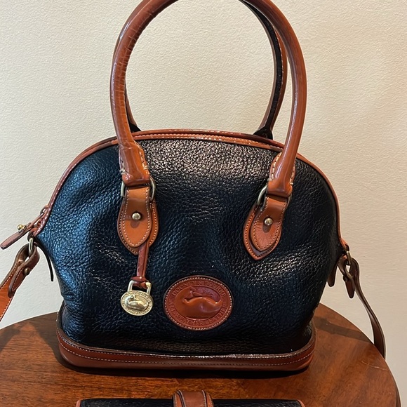 Dooney & Bourke all weather leather inside & out satchel shoulder bag & Wallet - Picture 3 of 17